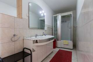 Апартаменты Sun Rose Apartments Свети-Стефан Апартаменты с видом на море-6